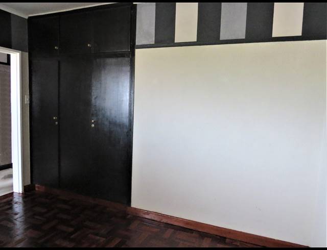 2 BEDROOM APARTMENT TO LET IN STRAND NORTH